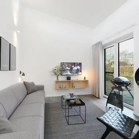 2 Bedroom Gorgeous In Lembruch-duemmer * Lembruch